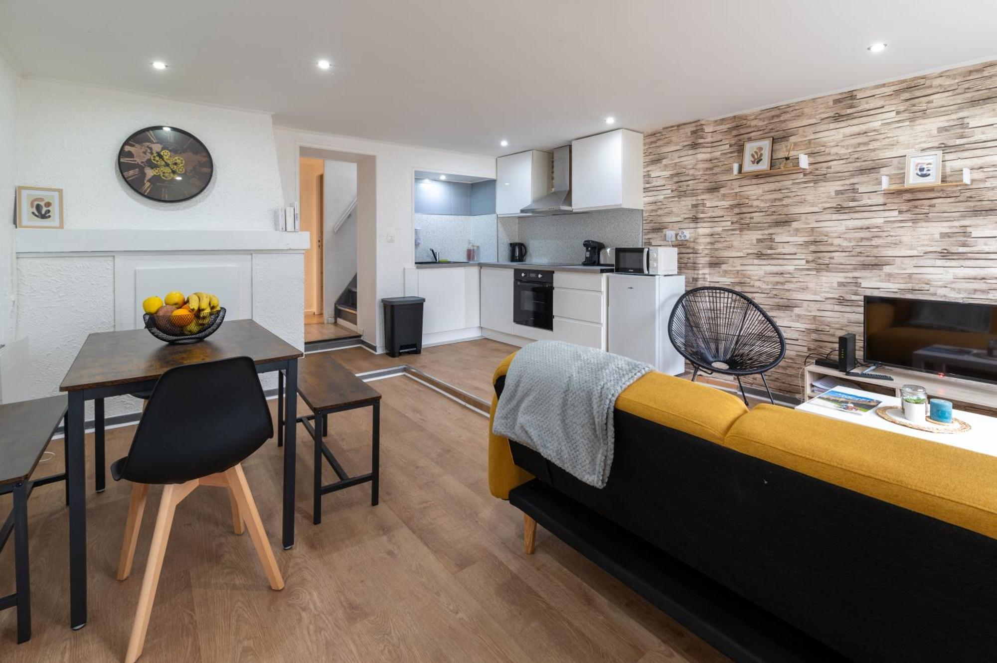 55M2 Cosy Au Calme Avec Terrasse Et Box Individuel Nouzonville Exterior foto